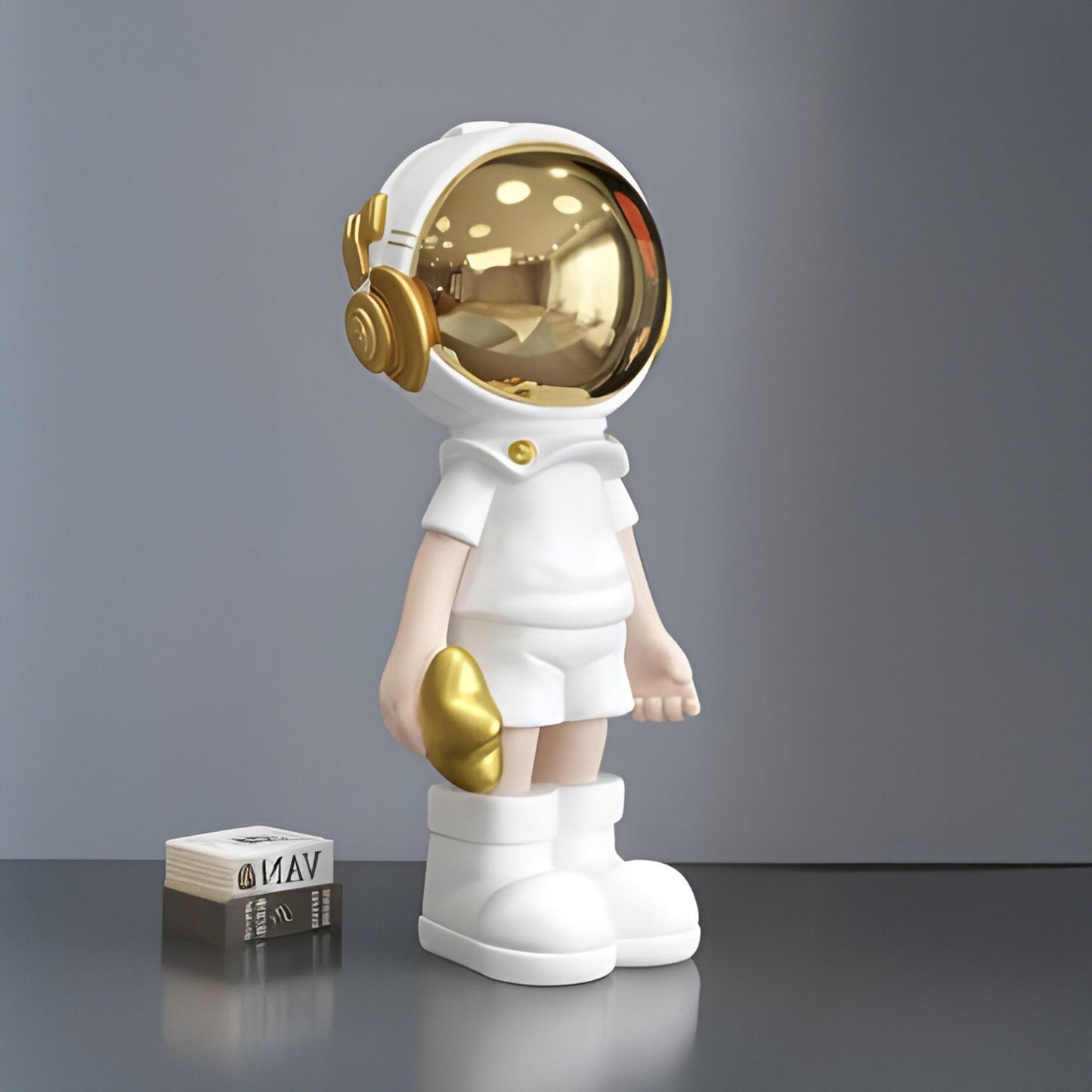 Petite Figurine Astronaute Amie Cosmique Blanche - 36cm