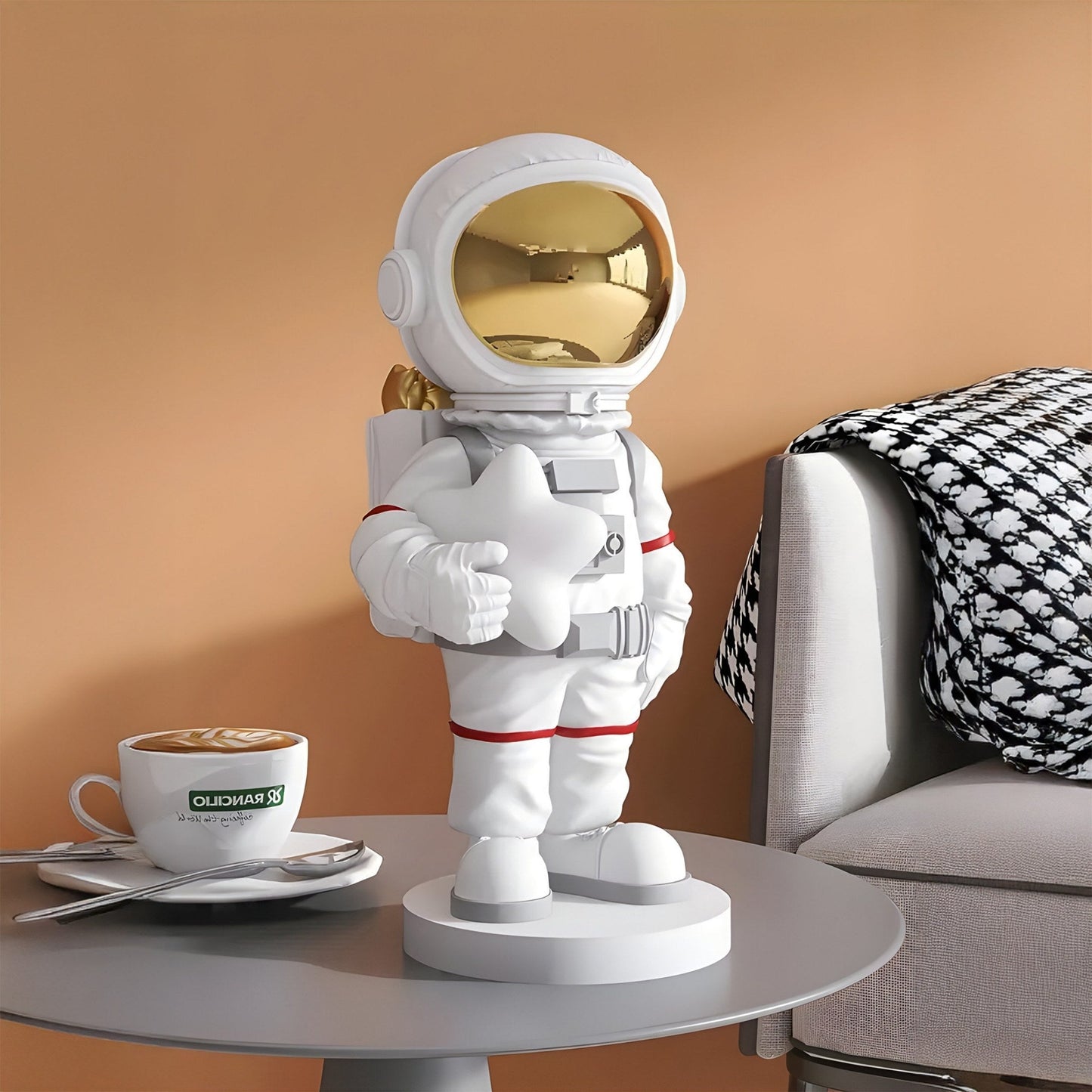 Petite Figurine d'Astronaute Étoile Nova Blanche - 37cm