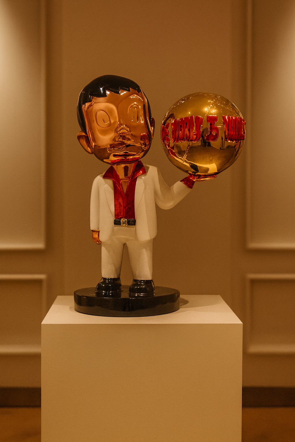 Le Monde Est À Vous™