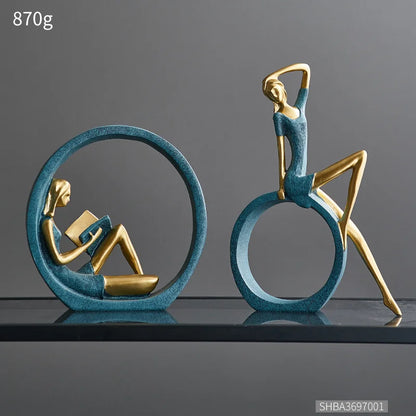 Chuchotements dans le Cercle